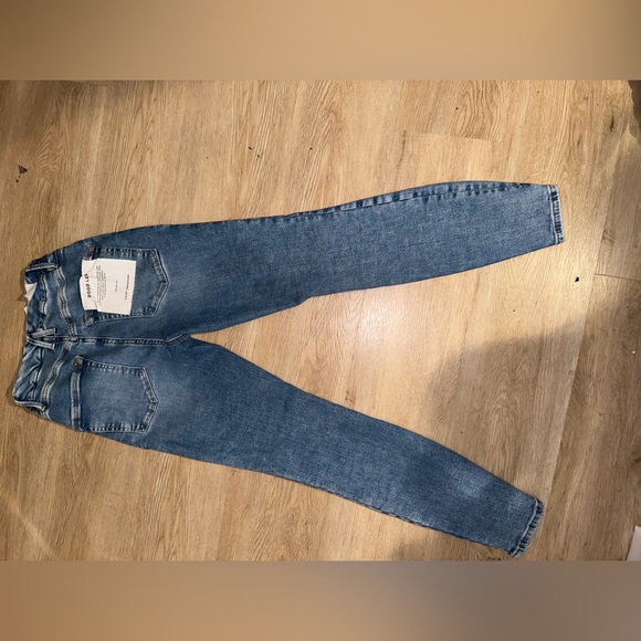 Good American skinny ankle jeans - Picture 3 of 7